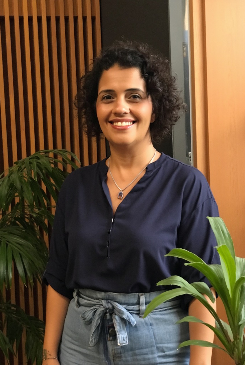 Juliana Dias, terapeuta e consteladora familiar